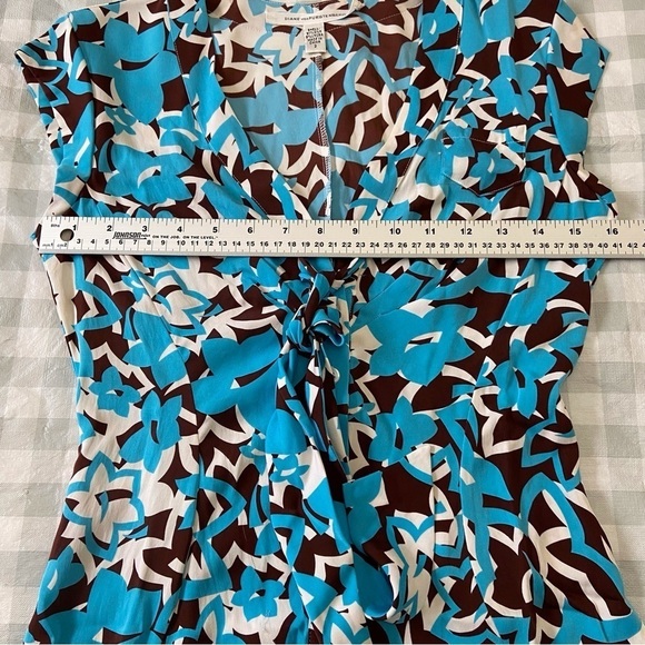 Diane Von Furstenberg silk dress lightweight ecru brown cerulean blue  size  2 - Picture 10 of 14